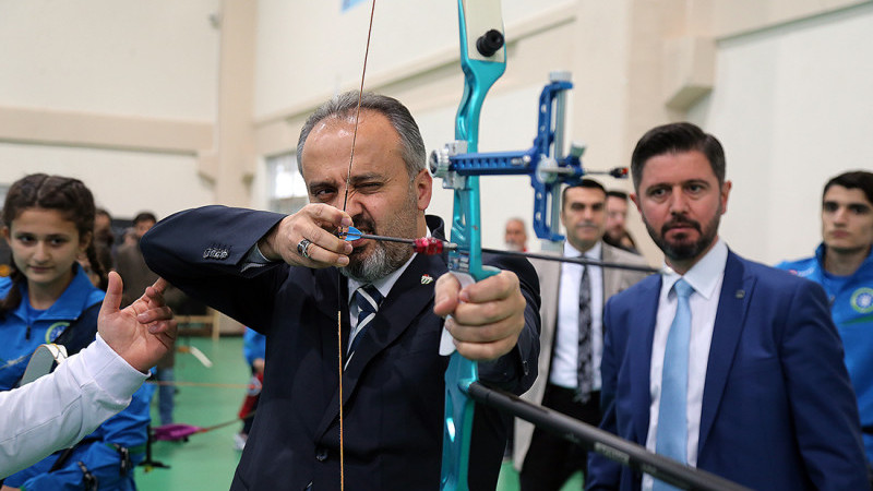 Sporun kalbine okçuluk salonu