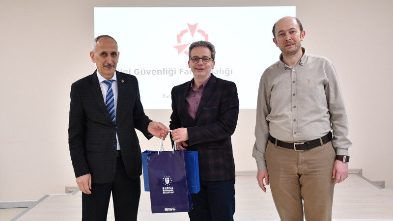 Personel siber tehditlere karşı bilinçlendi
