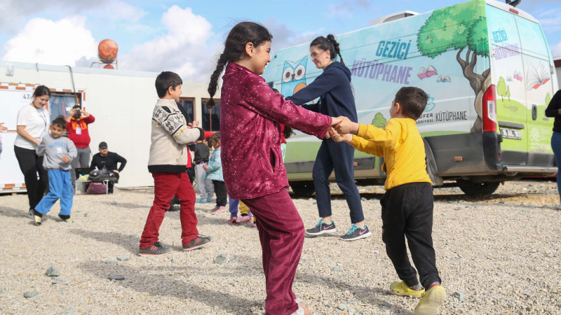 Nilüfer’den Samandağ’a “Kardeş Kütüphanesi”