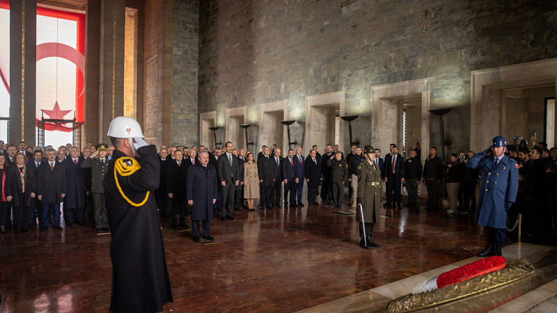 Devlet erkanı Anıtkabir'de