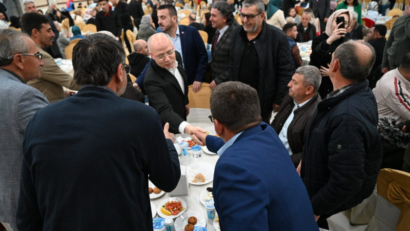 AK Parti İl yönetimi ve milletvekili adayları, Kestel Teşkilat iftarında buluştu