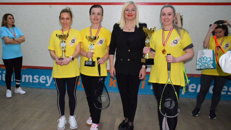 Anneler Squash Turnuvası’nda buluştu