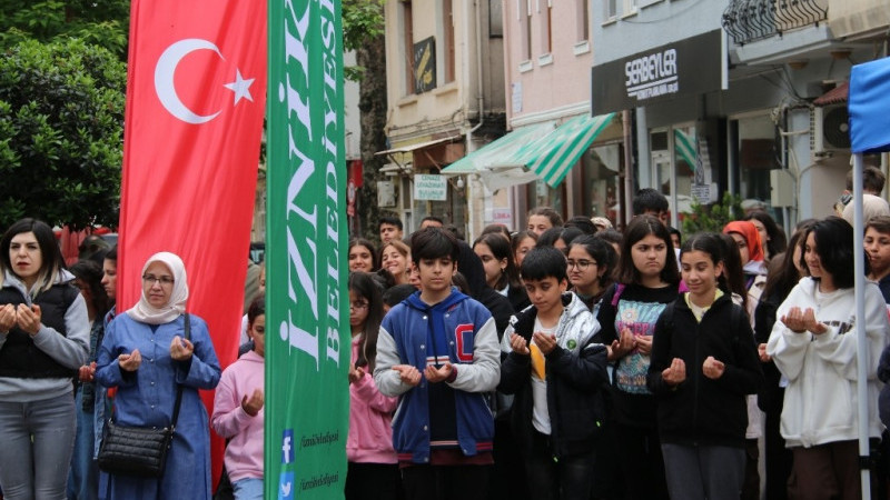 Eşrefoğlu Rumi vefatının 554. yılında İznik'te anıldı