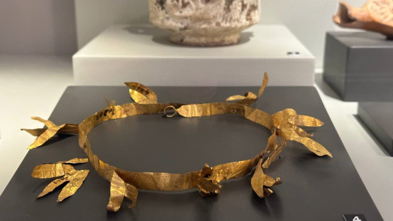 2 bin yıllık altın tac İznik Müzesi'nde