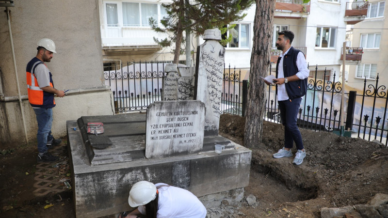 Gemlik Belediyesi’nden ecdada saygı