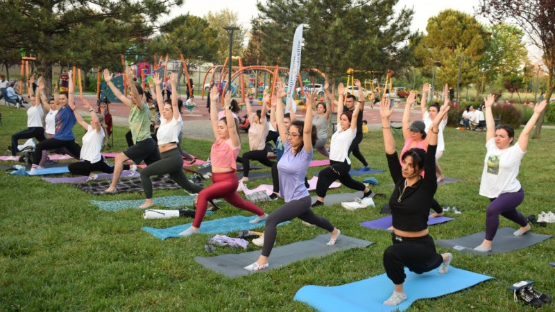 Nilüferliler yoga için buluşuyor