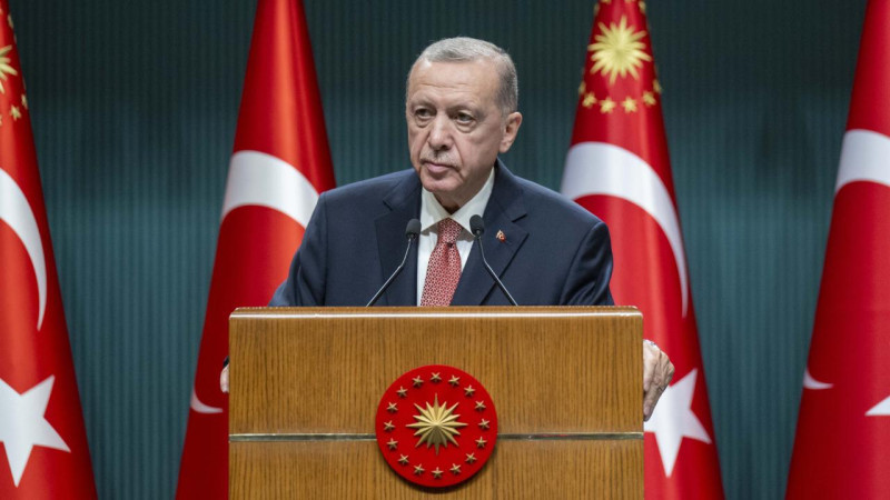 Cumhurbaşkanı Erdoğan'dan bayramda yoğun diplomasi trafiği