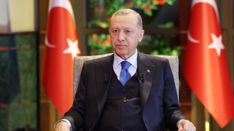 Cumhurbaşkanı Erdoğan: “Kızılay’ımız ilk andan itibaren deprem bölgesinde yerini aldı”