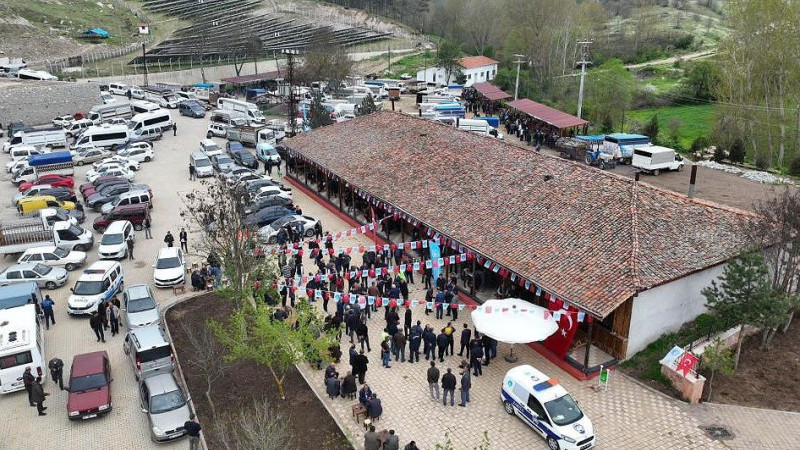 Bu ilçeye kavurma yemek için nüfusunun 7 katı misafir geliyor