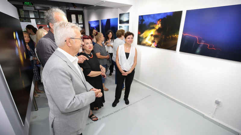 Tükenmez Umut Mavisi” sergisi Fotoğraf Müzesi’nde açıldı