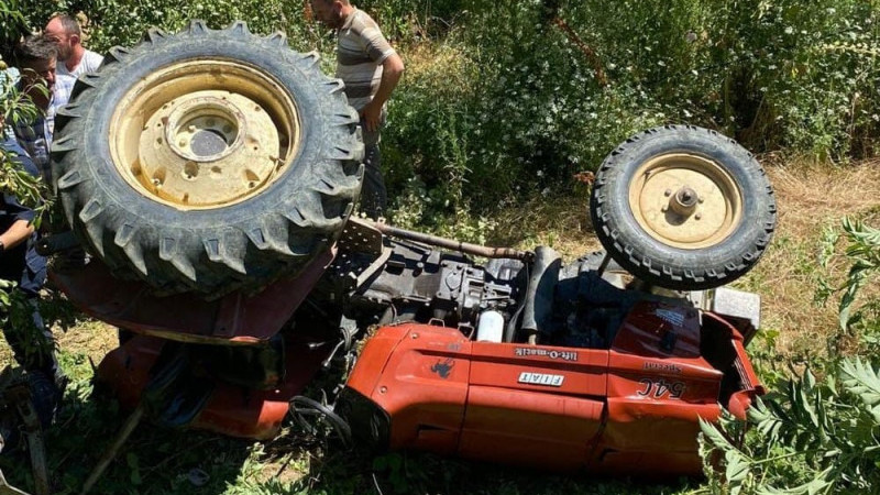 Bursa'da feci kaza! Traktörün altında kaldı...