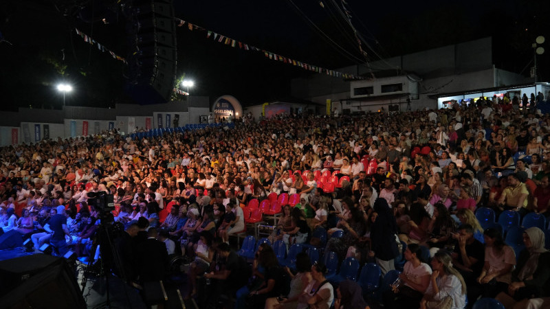 Uluslararası Bursa Festivali'nde Özcan Deniz coşkusu