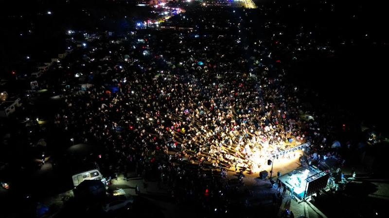 Bursa'da meteor yağmuru için binlerce kişi toplandı