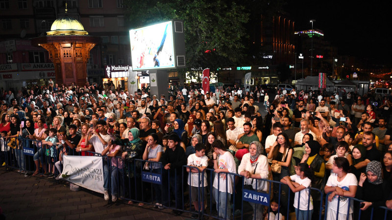 Osmangazi’de Balkan rüzgârı esti