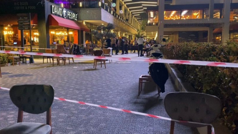 Bursa'da gece yarısı eğlence mekanında silahlı kavga