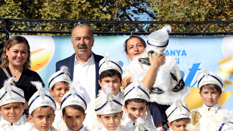 Mudanya Belediyesi’nden sünnet şenliği