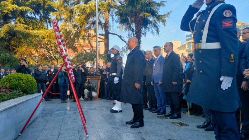 Büyük Önder Atatürk Bursa'da törenle anıldı