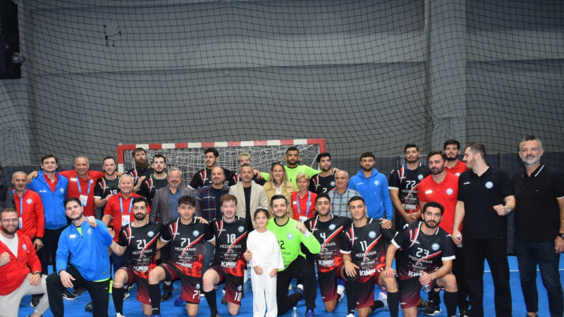 İlk maçın galibi Nilüfer Belediyespor
