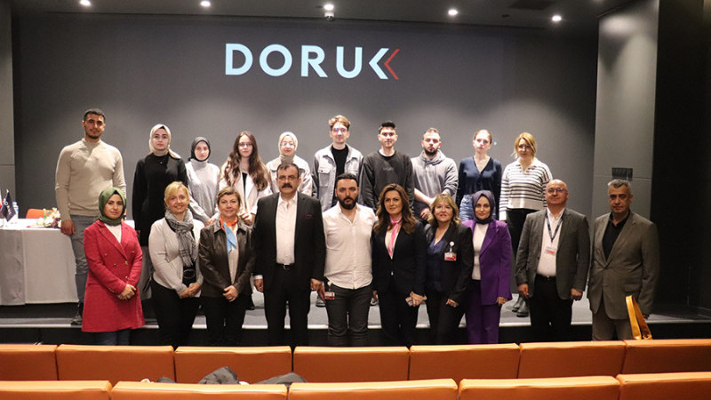 Doruk Hastanesi geleceğin mimarlarını ağırladı