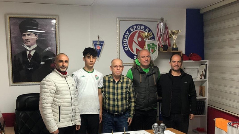 Bursaspor Orbay Spor'dan Merdan Suleımanova'yı transfer etti