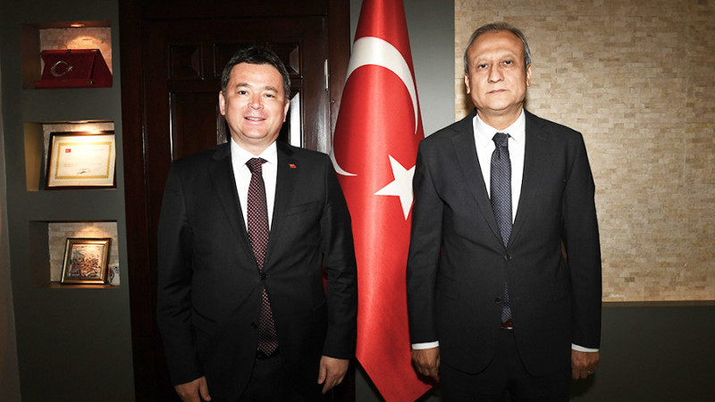 Başkan Aydın ilk resmi ziyaretini yaptı.  