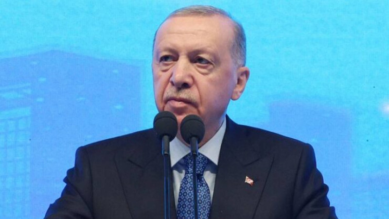 Cumhurbaşkanı Erdoğan Galatasaray’ı tebrik etti