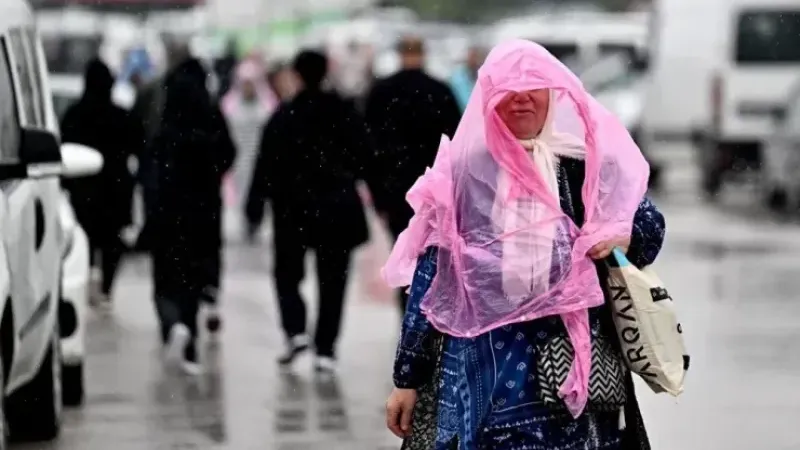 19 il için sarı kodlu uyarı: Sıcaklık azalıyor, kuvvetli yağış geliyor!