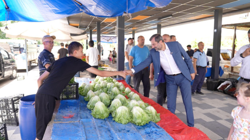 Gürsunun Kent Parkı'nda yeni pazar