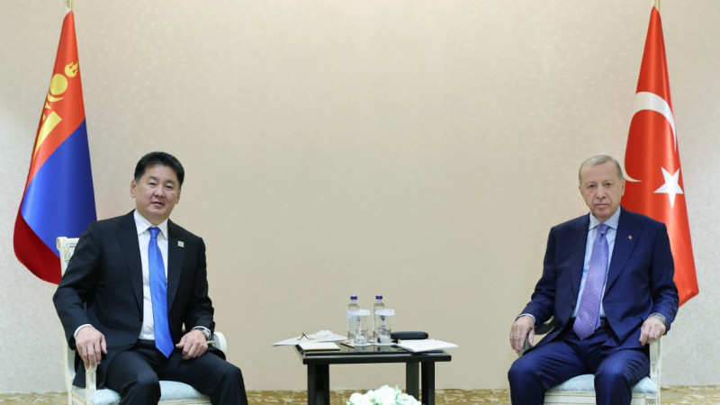 Cumhurbaşkanı Erdoğan, Moğolistan Cumhurbaşkanı Khurelsukh ile görüştü