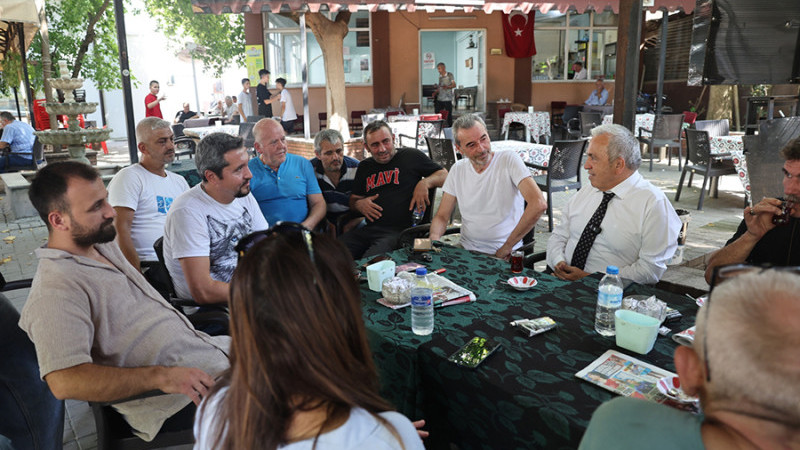 Başkan Şadi Özdemir Demirci’de mahalle halkını dinledi 