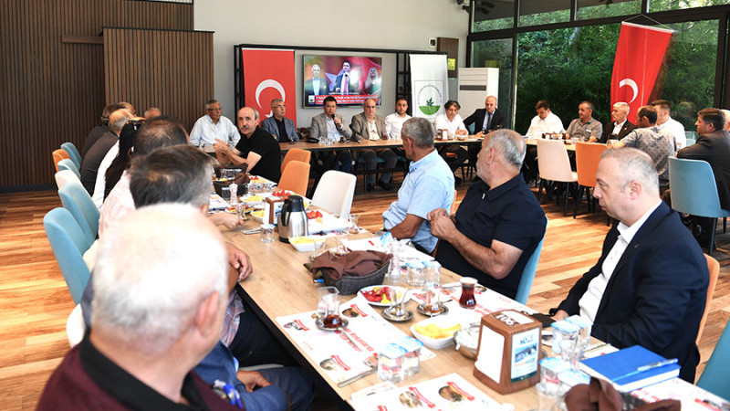 Başkan Aydın muhtarlarla bir araya geldi