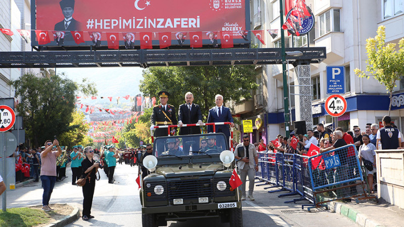 Bursa’da ‘Zafer Bayramı’ coşkusu