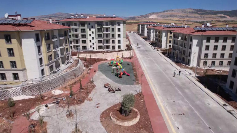 Adıyamanlı depremzedeler Baykar’ın yaptığı konutlara yerleşmeye başladı