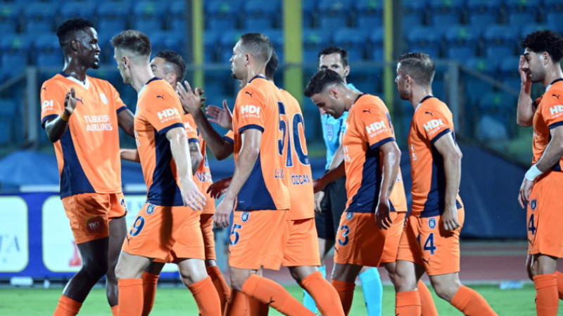 UEFA Avrupa Konferans Ligi: La Fiorita: 0 - RAMS Başakşehir: 4