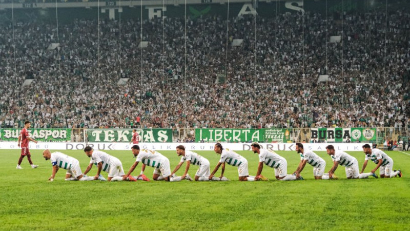 Bursaspor dolu dizgin yoluna devam ediyor