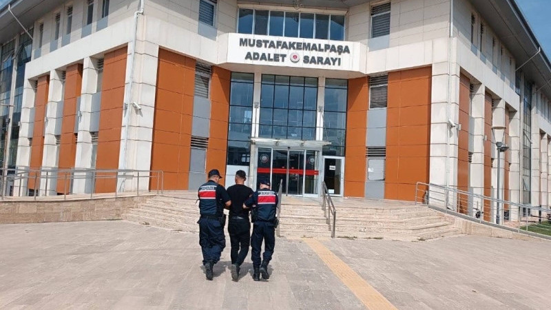 Bursa'da 15 yıl 6 ay hapis cezasıyla aranan firari yakalandı