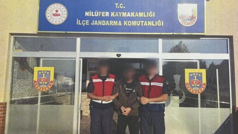 Bursa’da çeşitli suçlardan aranan 2 şahıs yakalandı