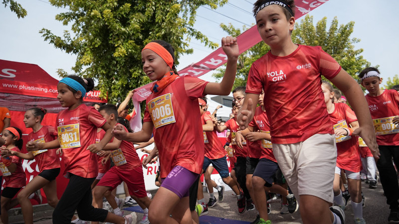 Bursalıların akın ettiği 11. Eker I Run, rekor katılımla gerçekleşti