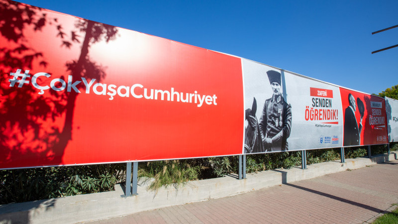 Bursa’yı, Cumhuriyet coşkusu sardı