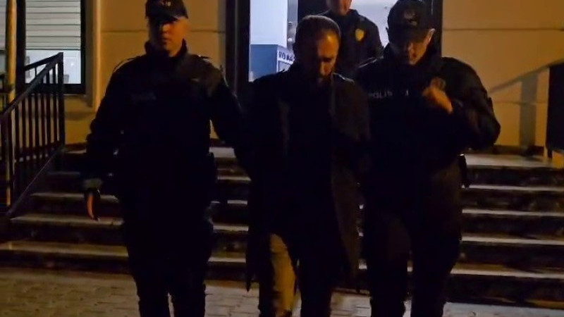 32 yıl kesinleşmiş hapis cezasıyla aranıyordu, uyuşturucuyla yakalandı