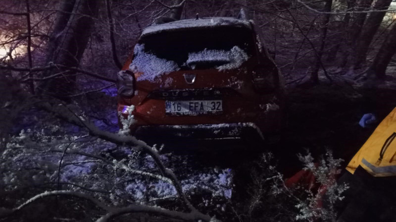 Bursa'da korkunç kaza! Kontrolden çıkıp şarampole uçtu...