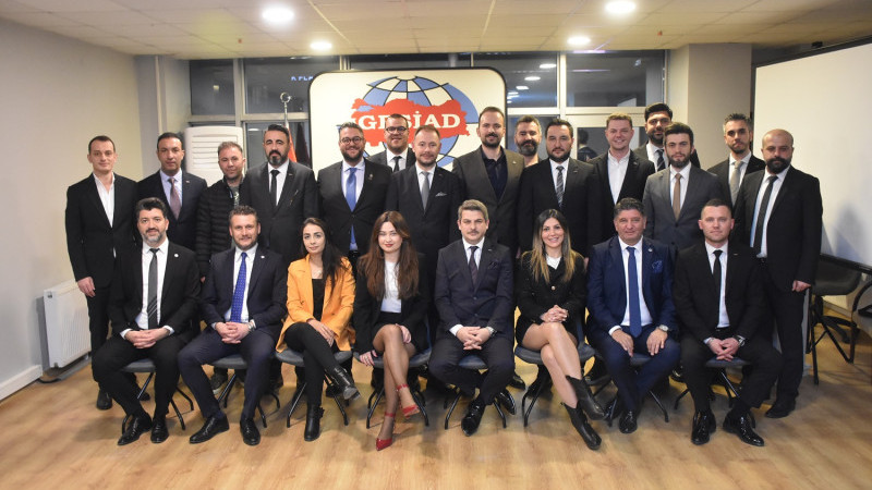 GESİAD'da Papatya güven tazeledi