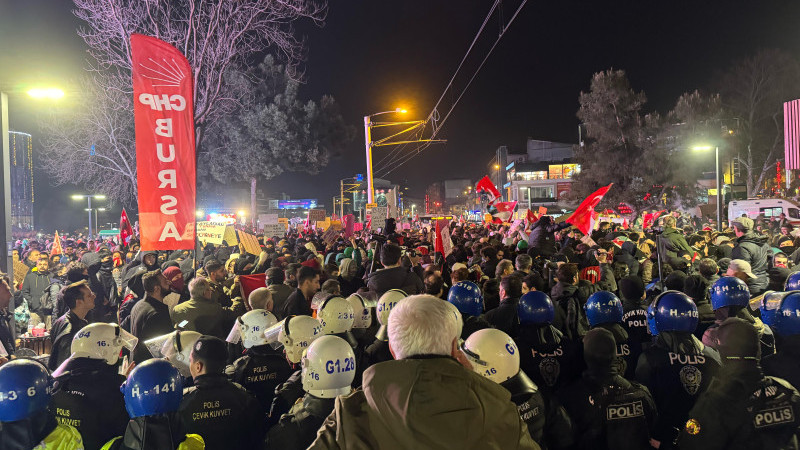 Bursa'da İmamoğlu protestosunun 6'ncı gününde yine olay çıktı!