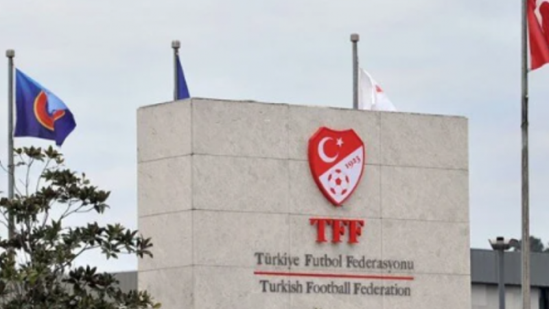 TFF açıkladı! Yabancı futbolcu kuralı yine değişti!