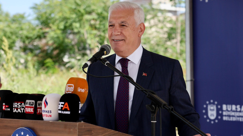 Gençler istedi, Başkan Bozbey temelini attı