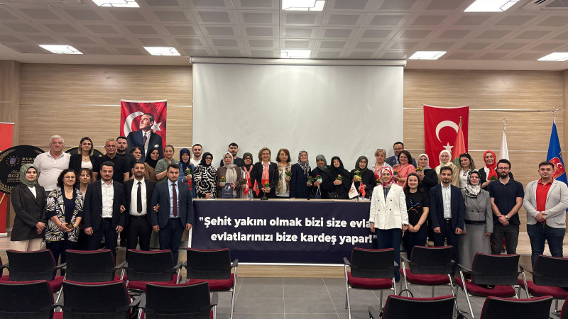 Anahtar Parti unutulan gündemde şehit annelerinin yanında oldu