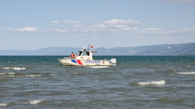 İznik Gölü'ne giren iki kuzenin cansız bedenlerine ulaşıldı