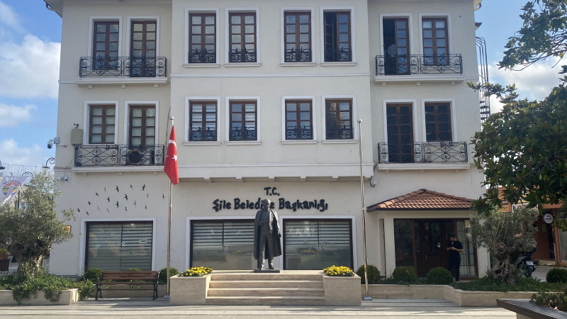 Şile Belediyesine operasyon