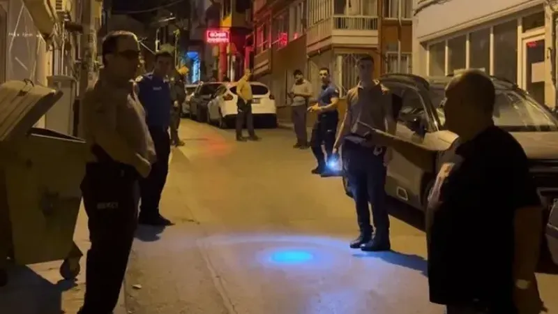 Bursa'da kavgada önce silahlar, sonra bıçaklar çekildi: 2 yaralı