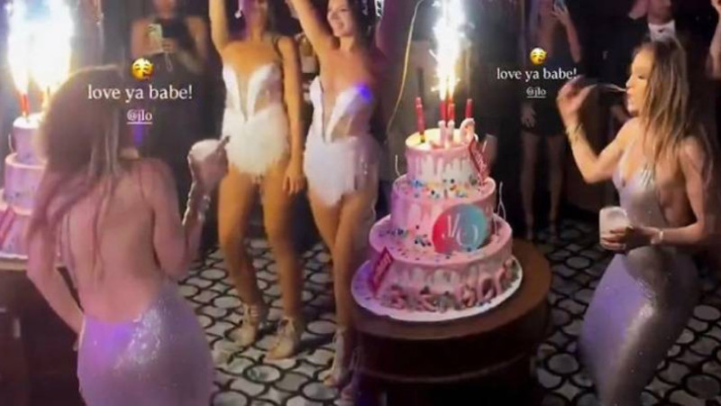 Dünyaca ünlü şarkıcı Jennifer Lopez, 56'ncı yaşını Antalya'da kutladı! Ünlü isimler akın etti